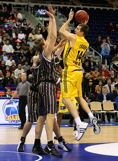 卡斯特罗向 卡斯特罗向