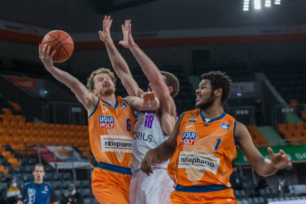 通过长期训 通过长期训