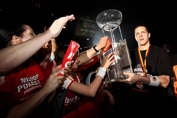 经典球衣交 经典球衣交