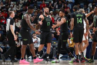 的广泛称赞 的广泛称赞